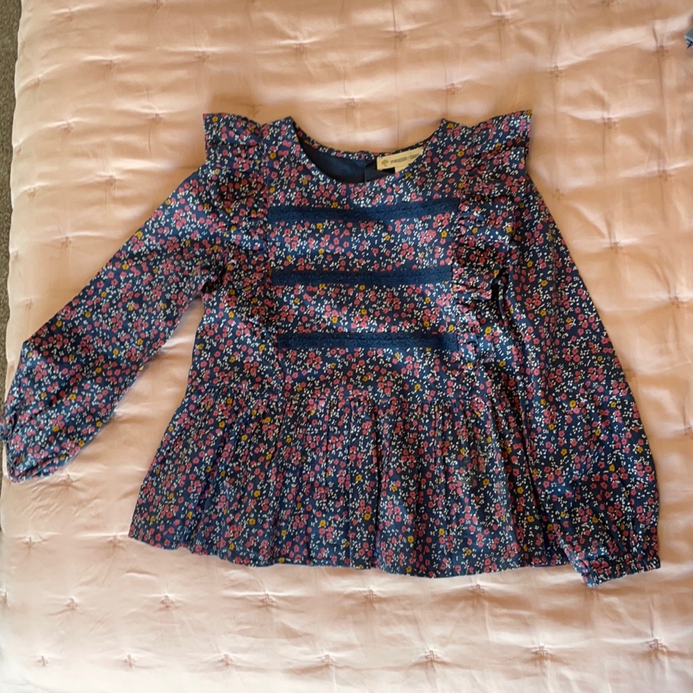 Peplum shirt for girls.